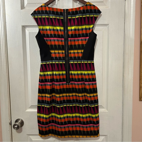 Signature London Style Dress Bright Multicolored Abstract Print Sheath Size 10 - Picture 2 of 8